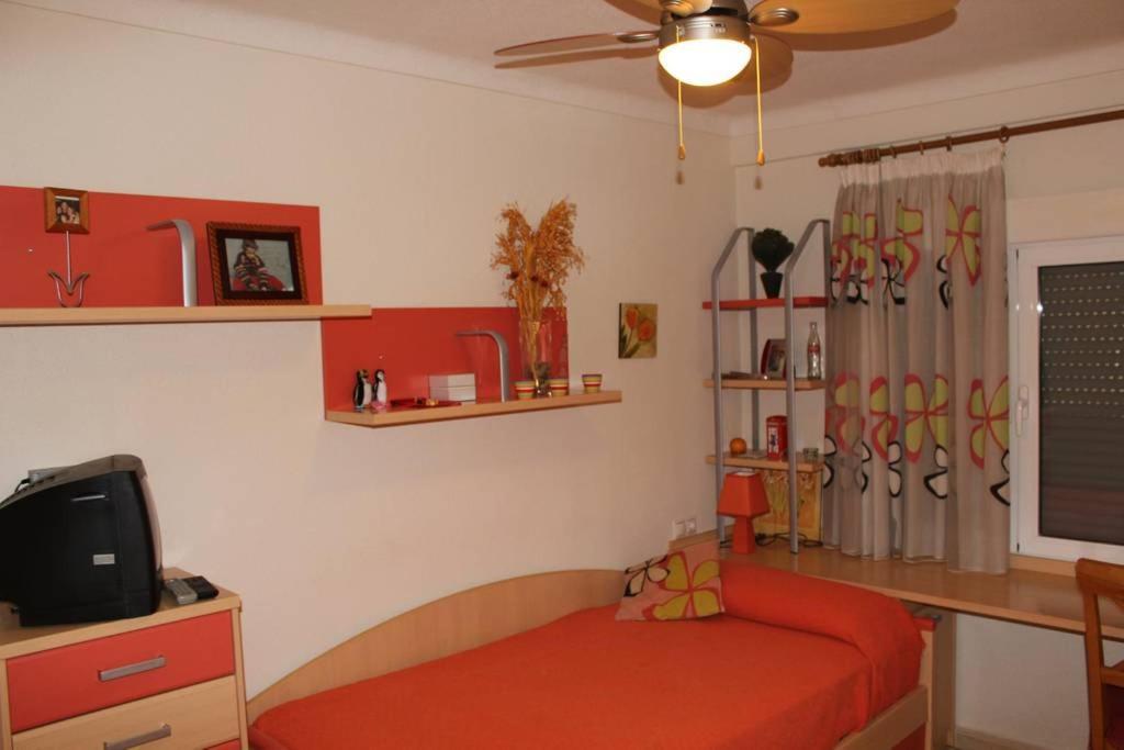 Apartamento En Primera Linea De Playa Con Increibles Vistas Santa Pola Exterior photo